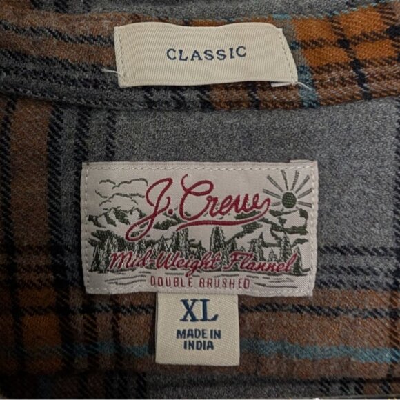J Crew Plaid Mid Weight Flannel Workshirt Mens XL Gray Classic Fit Button Front - Picture 4 of 9